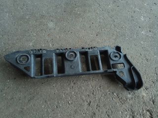 bontott VW TOURAN Bal első Oldal Lökhárító Tartó (Műanyag)