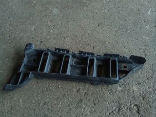 bontott VW TOURAN Bal első Oldal Lökhárító Tartó (Műanyag)