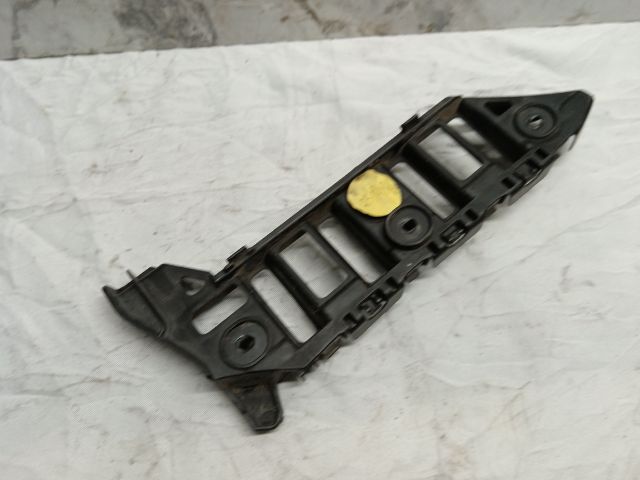 bontott VW TOURAN Bal első Oldal Lökhárító Tartó (Műanyag)