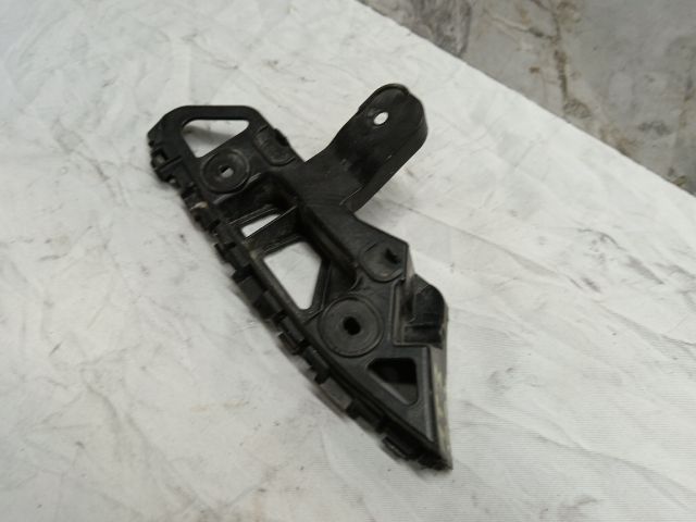 bontott VW TOURAN Bal első Oldal Lökhárító Tartó (Műanyag)