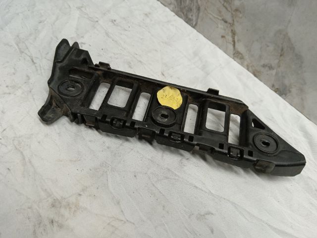 bontott VW TOURAN Bal első Oldal Lökhárító Tartó (Műanyag)