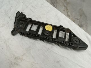 bontott VW TOURAN Bal első Oldal Lökhárító Tartó (Műanyag)