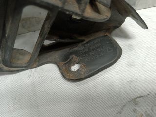 bontott VW TOURAN Bal első Oldal Lökhárító Tartó (Műanyag)