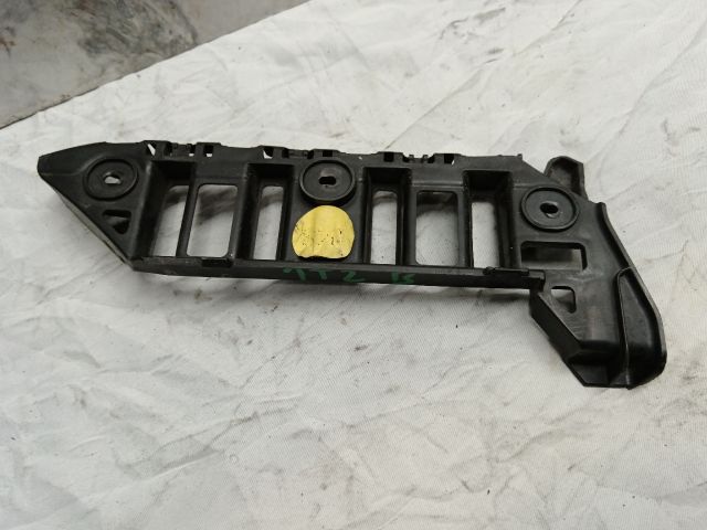 bontott VW TOURAN Bal első Oldal Lökhárító Tartó (Műanyag)