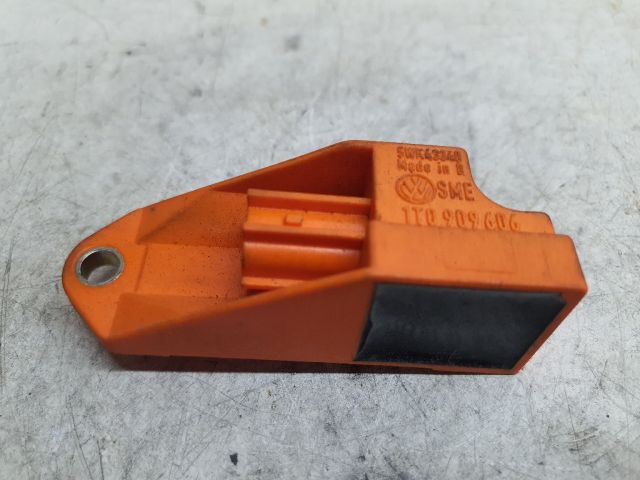 bontott VW TOURAN Bal első Oldal Ütközés Érzékelő