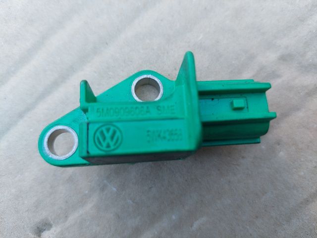 bontott VW TOURAN Bal első Oldal Ütközés Érzékelő