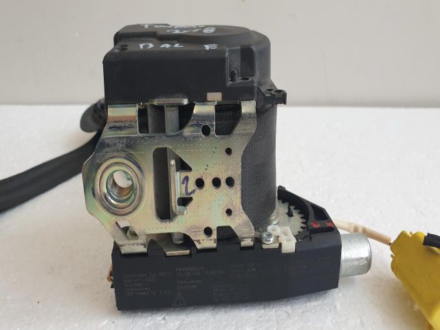 bontott VW TOURAN Bal első Övfeszítő