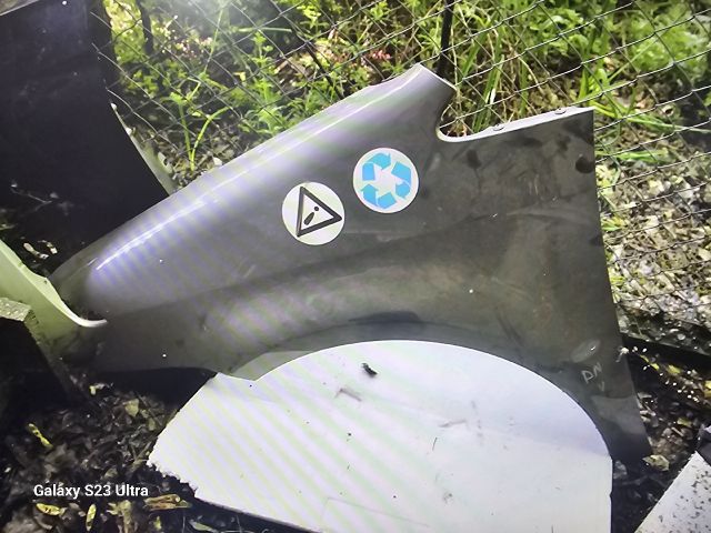 bontott VW TOURAN Bal első Sárvédő