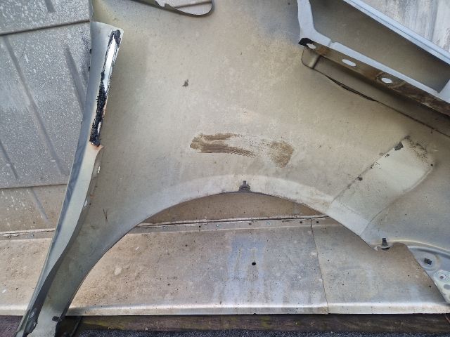 bontott VW TOURAN Bal első Sárvédő