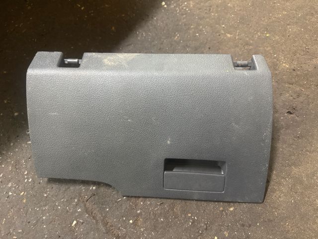 bontott VW TOURAN Bal első Tároló Rekesz