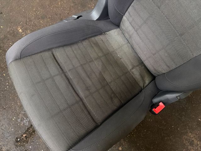 bontott VW TOURAN Bal első Ülés