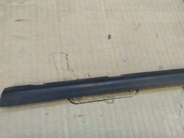 bontott VW TOURAN Bal első Vízlehúzó Gumicsík