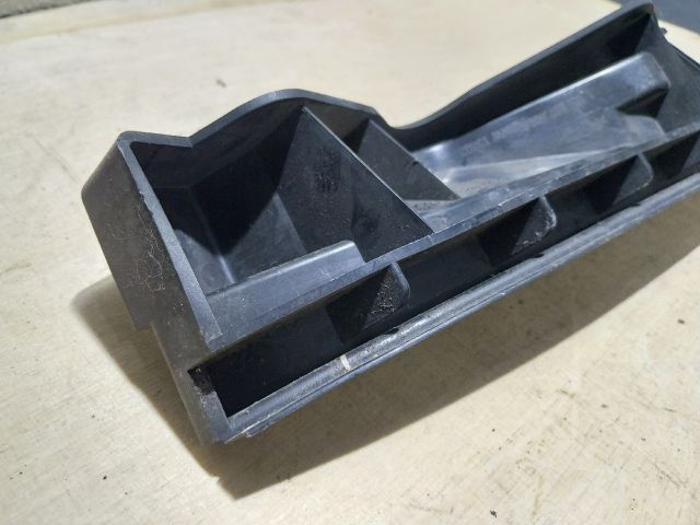 bontott VW TOURAN Bal Fényszóró Tartó