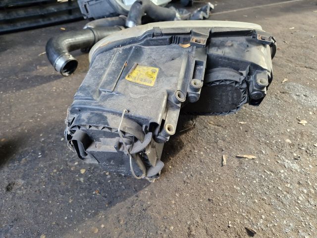 bontott VW TOURAN Bal Fényszóró