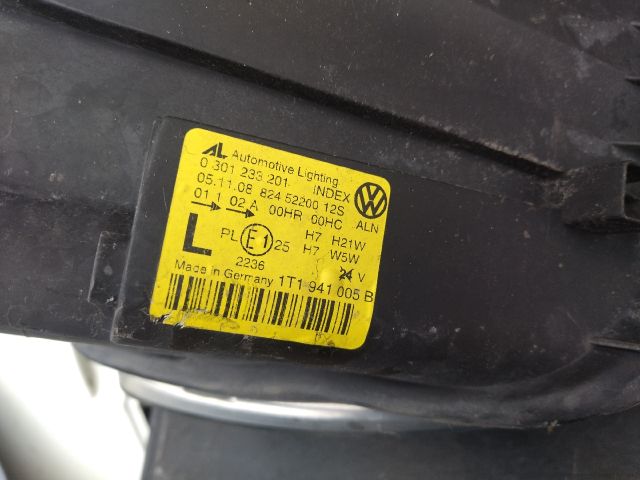 bontott VW TOURAN Bal Fényszóró