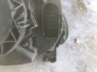 bontott VW TOURAN Bal Fényszóró