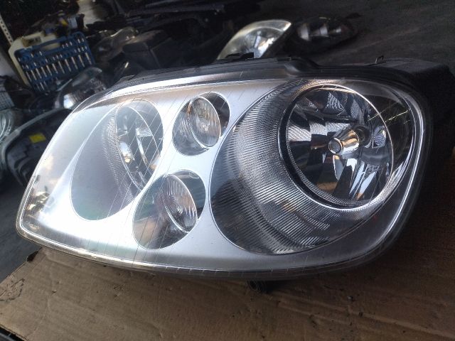 bontott VW TOURAN Bal Fényszóró