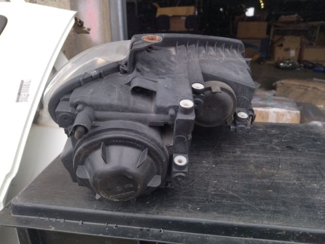 bontott VW TOURAN Bal Fényszóró