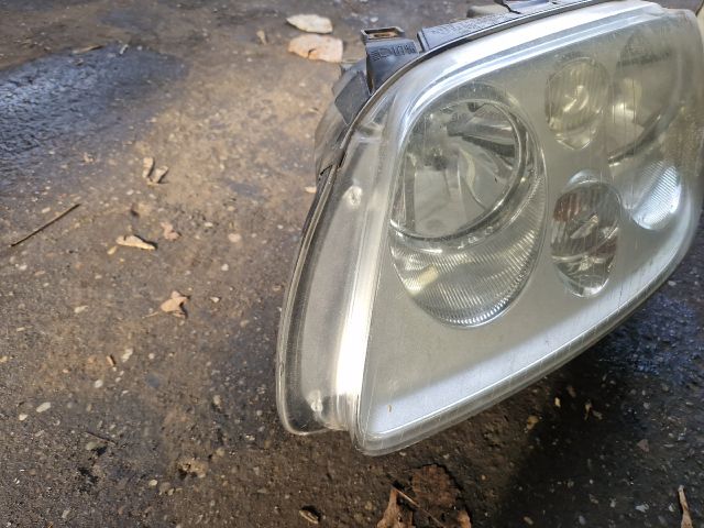 bontott VW TOURAN Bal Fényszóró