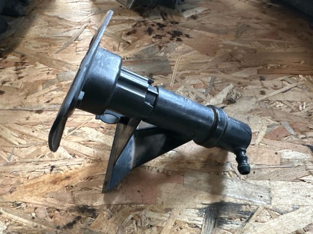 bontott VW TOURAN Bal Fényszórómosó Fúvóka