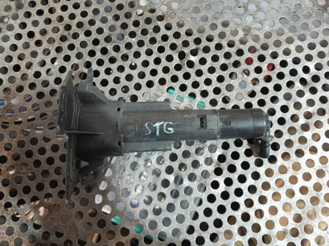 bontott VW TOURAN Bal Fényszórómosó Fúvóka