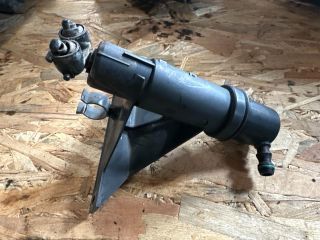 bontott VW TOURAN Bal Fényszórómosó Fúvóka