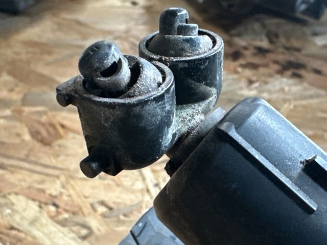 bontott VW TOURAN Bal Fényszórómosó Fúvóka