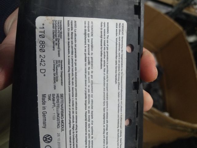 bontott VW TOURAN Bal Függönylégzsák és Oldallégzsák