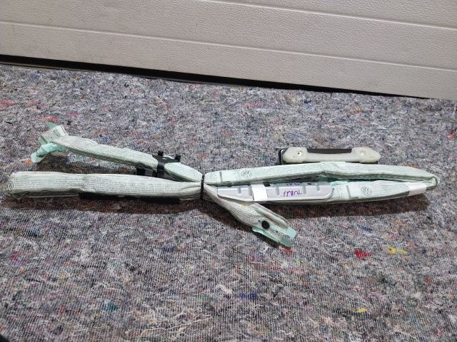 bontott VW TOURAN Bal Függönylégzsák és Oldallégzsák