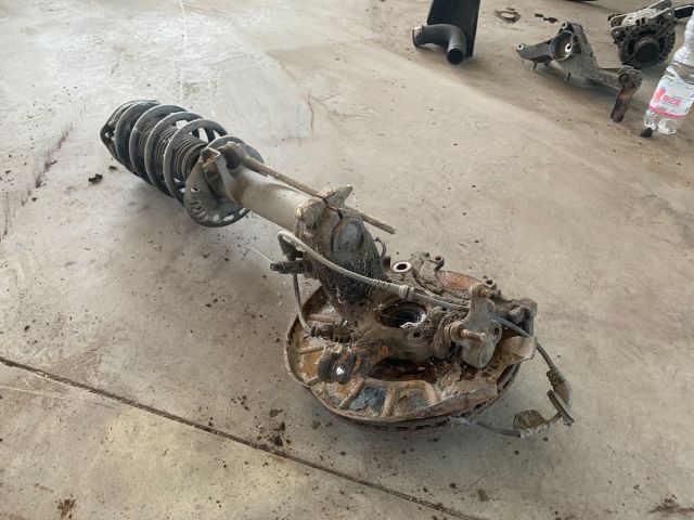 bontott VW TOURAN Bal Gólyaláb Csonkállvánnyal