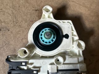 bontott VW TOURAN Bal hátsó Ablakemelő Motor