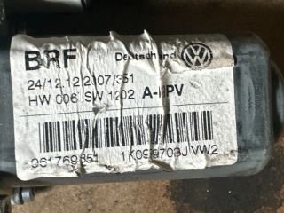 bontott VW TOURAN Bal hátsó Ablakemelő Motor