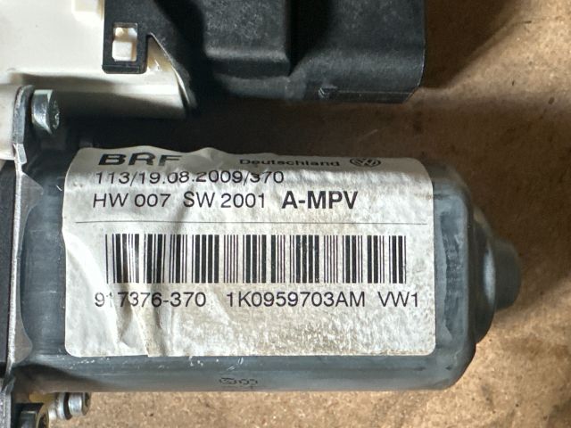 bontott VW TOURAN Bal hátsó Ablakemelő Motor