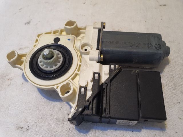 bontott VW TOURAN Bal hátsó Ablakemelő Motor