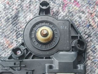 bontott VW TOURAN Bal hátsó Ablakemelő Motor