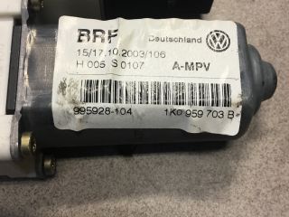 bontott VW TOURAN Bal hátsó Ablakemelő Motor