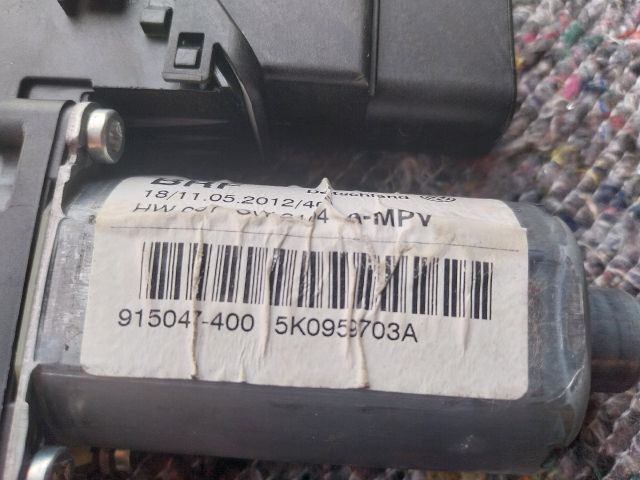 bontott VW TOURAN Bal hátsó Ablakemelő Motor