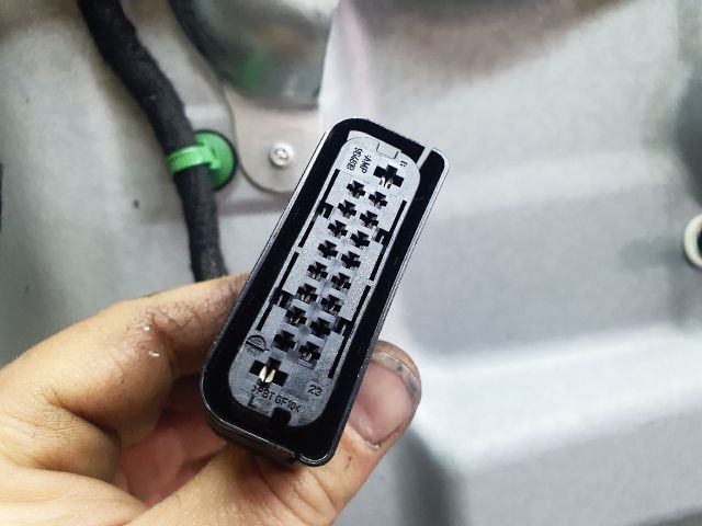 bontott VW TOURAN Bal hátsó Ablakemelő Szerkezet (Elektromos)