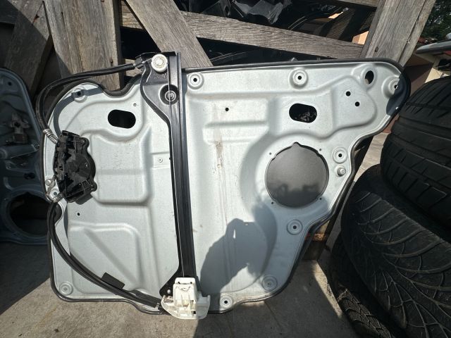 bontott VW TOURAN Bal hátsó Ablakemelő Szerkezet (Elektromos)