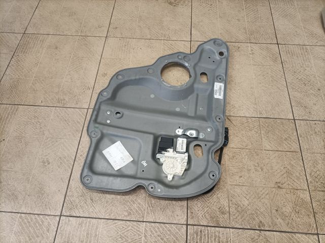 bontott VW TOURAN Bal hátsó Ablakemelő Szerkezet (Elektromos)