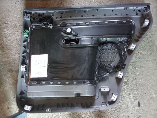 bontott VW TOURAN Bal hátsó Ajtó Kárpit