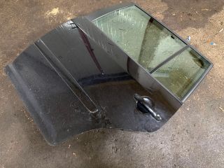 bontott VW TOURAN Bal hátsó Ajtó (Részeivel)
