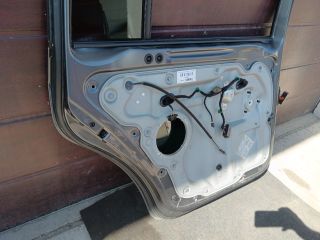 bontott VW TOURAN Bal hátsó Ajtó (Részeivel)