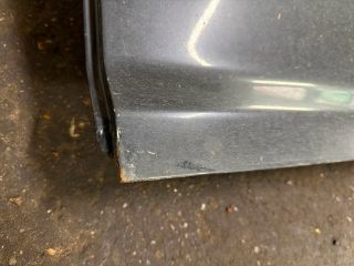 bontott VW TOURAN Bal hátsó Ajtó (Részeivel)