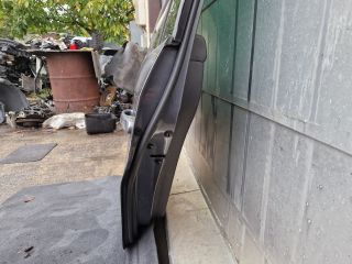 bontott VW TOURAN Bal hátsó Ajtó (Részeivel)