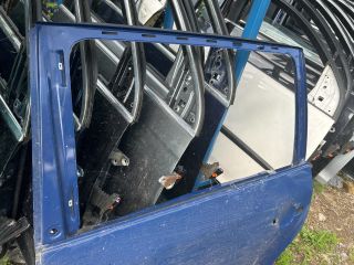 bontott VW TOURAN Bal hátsó Ajtó (Üres lemez)