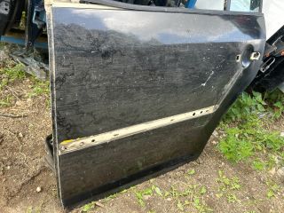 bontott VW TOURAN Bal hátsó Ajtó (Üres lemez)