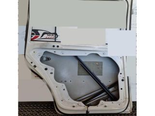 bontott VW TOURAN Bal hátsó Ajtó (Üres lemez)