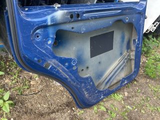 bontott VW TOURAN Bal hátsó Ajtó (Üres lemez)