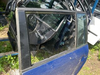 bontott VW TOURAN Bal hátsó Ajtó (Üres lemez)